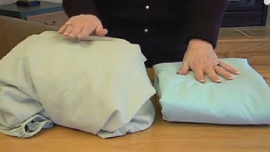 fold fitted sheets